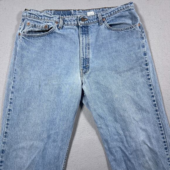 Levi’s 550 Jeans Men 38x32 Relaxed Fit Light Wash Made in USA Denim‎ Tag 40x32 - Picture 2 of 13